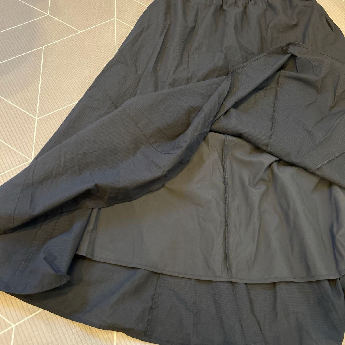 お値下げ中　UNIQLO ユニクロ  ブラック 黒 ロングスカート ウエストゴム スカート フレア Lサイズ