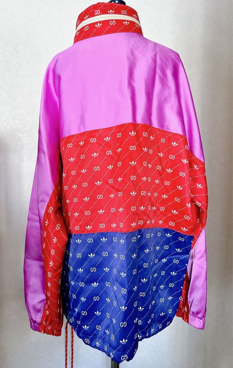 新品 タグ付き GUCCI adidas ナイロンジャケット L 46 GG柄 新品 タグ付き GUCCI adidas ナイロンジャケット L 46 GG柄