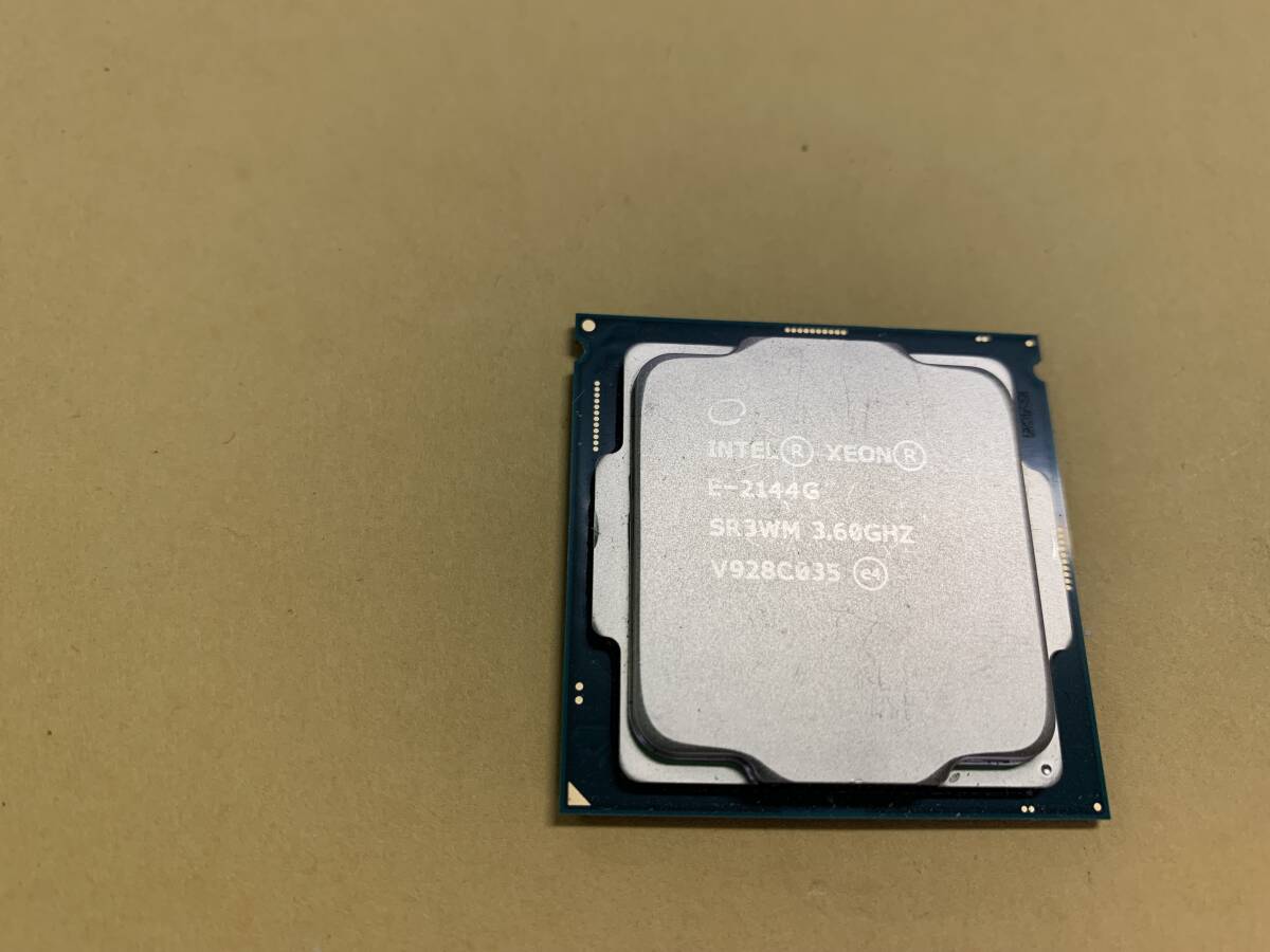 13★中古品 CPU Intel Xeon E-2144G 3.60GHz 動作確認済み★の画像1