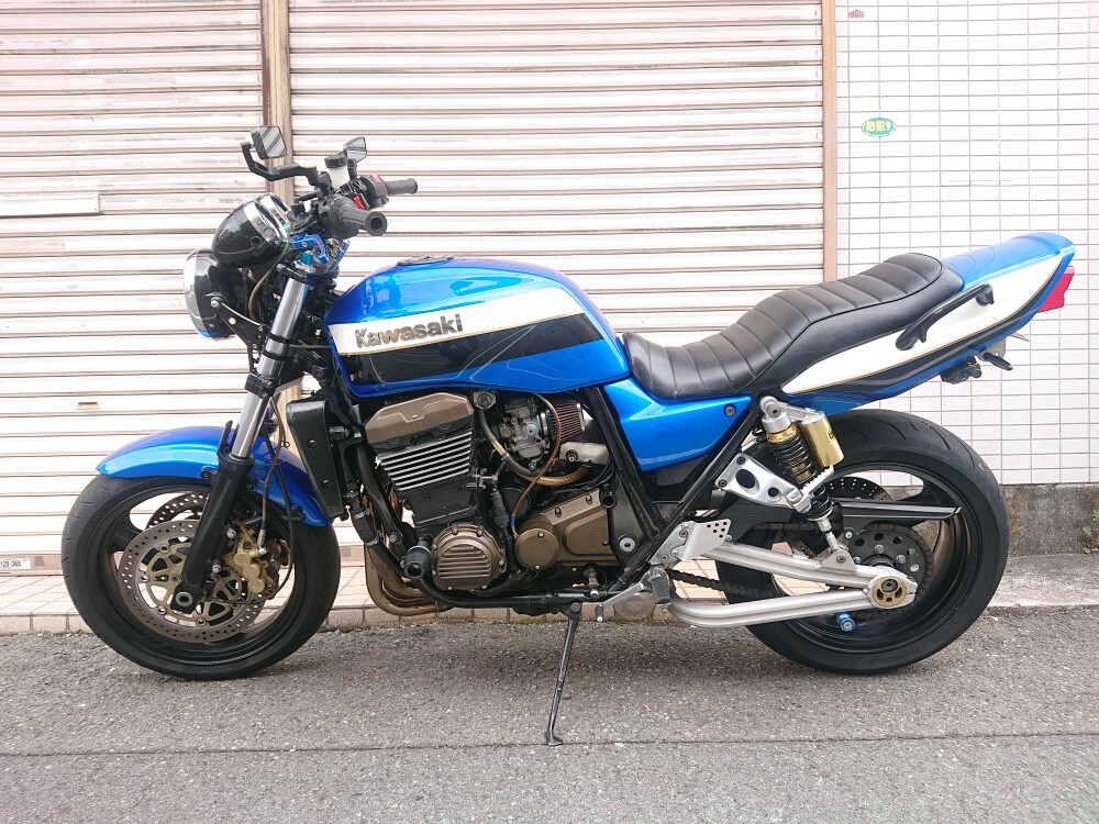 ZRX1200S ZRT20A 車検R7年3月まで ネイキッド仕様『始動動画あり』流用SP忠男パワーBOXサイレンサーほか改多数 下取相談可能 検CB/XJRの画像2