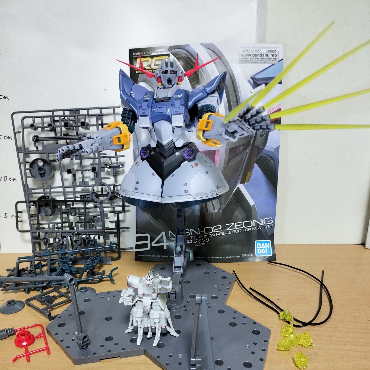 RG 1/144 ジオング ビームエフェクト 塗装 素組 完成品 サイコミュ試験用ザク 未組立 フィギュア ガンプラ HG シャア専用 ガンダム セット_RGジオング塗装完成品+サイコミュ試験ザク