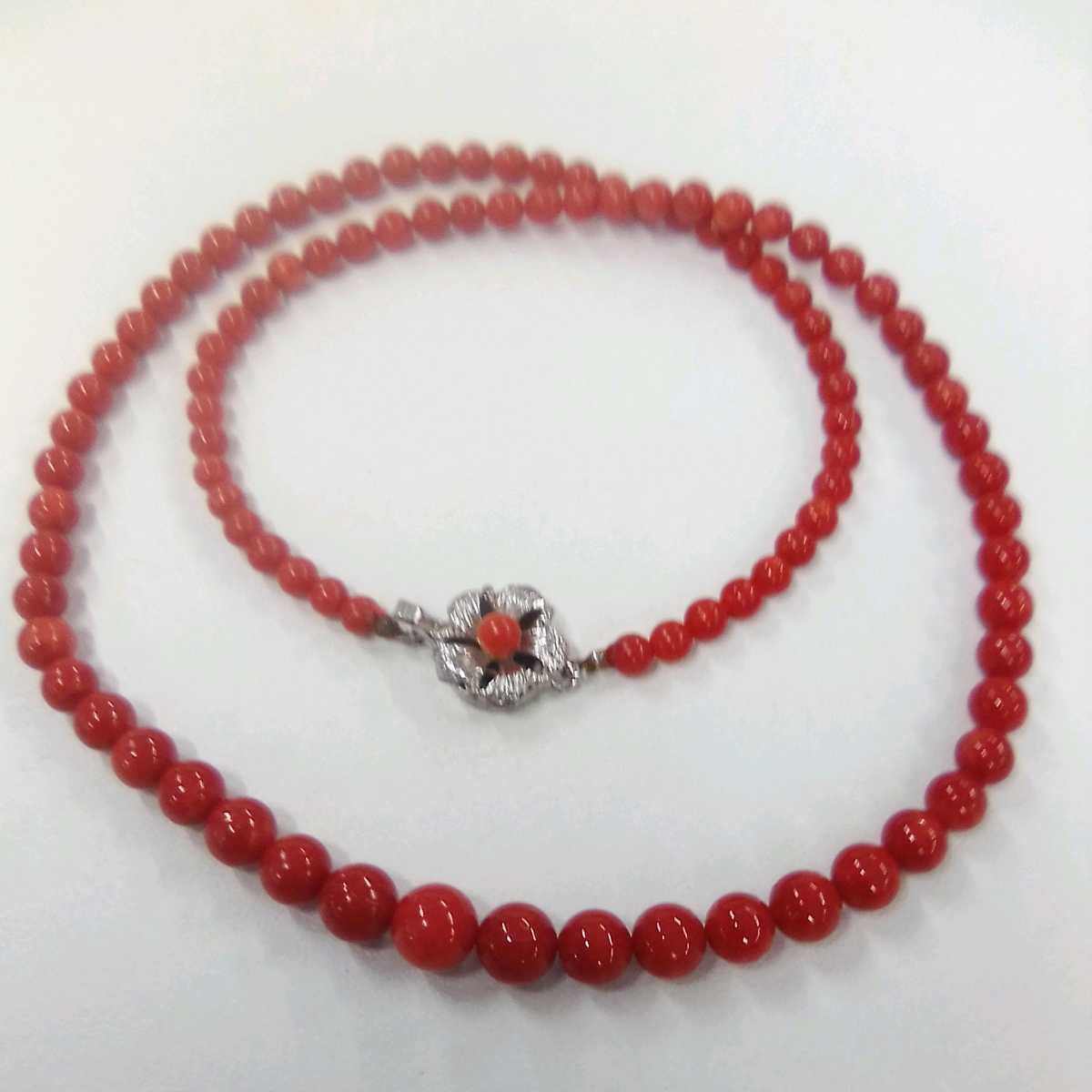 * is 3349H* coral .. red series gradation design necklace 4-7 millimeter . rom and rear (before and after) catch SILVER stamp equipped 46 centimeter * postage included *