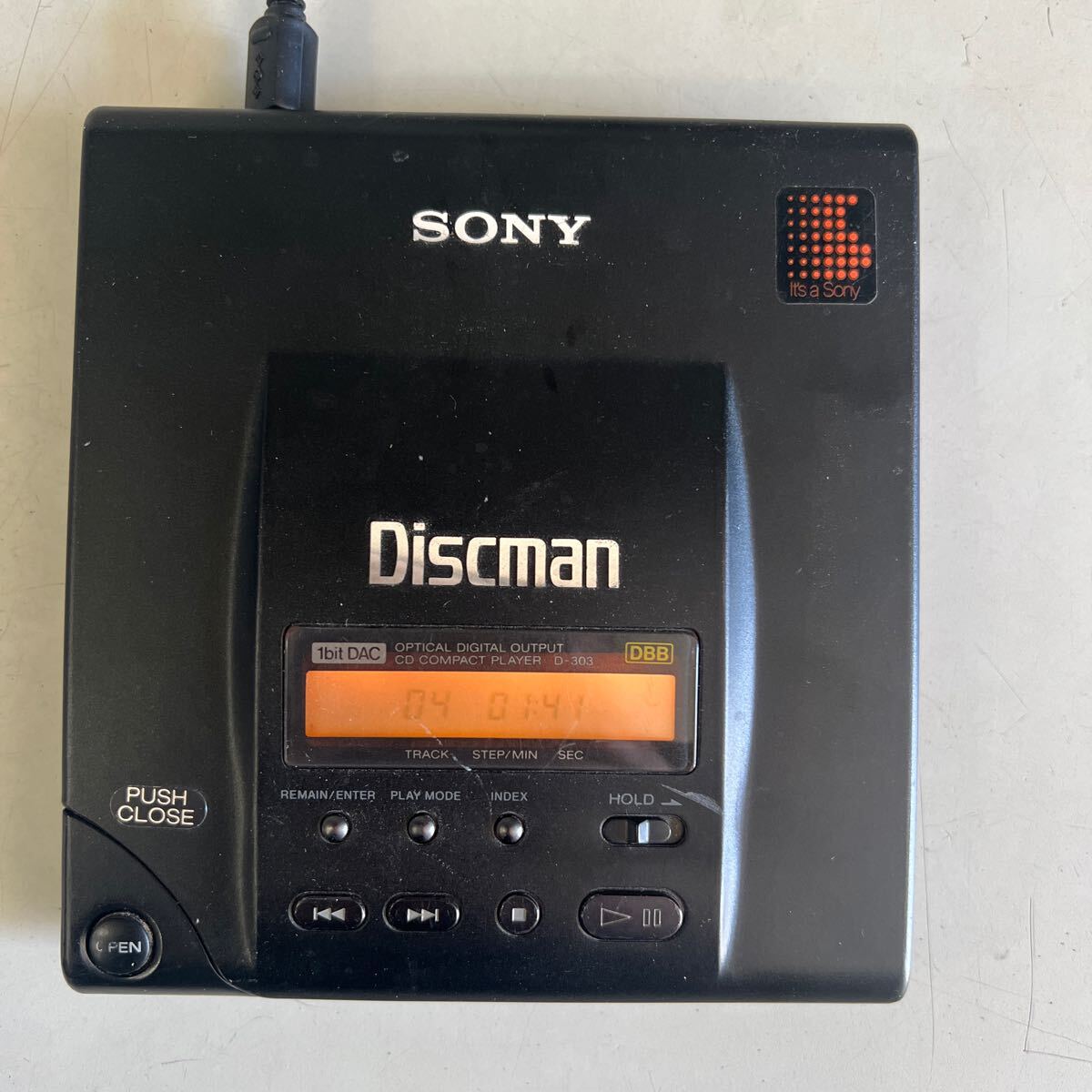 SONY Discman disk man CD player D-303 present condition goods 