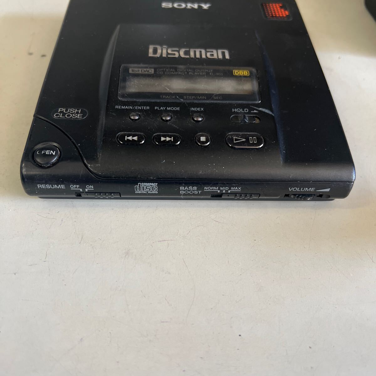 SONY Discman disk man CD player D-303 present condition goods 