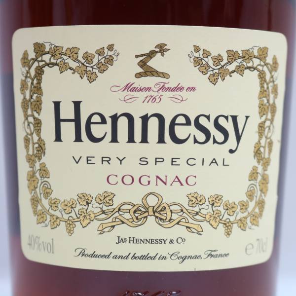 Hennessy（ヘネシー）ベリースペシャル 40％ 700ml N24D070006の画像2