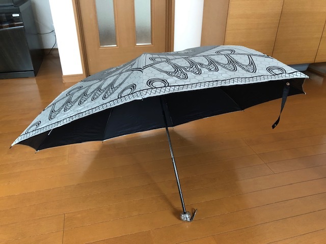 UVION　晴雨兼用　折りたたみ傘　完全遮光　未使用品_画像3