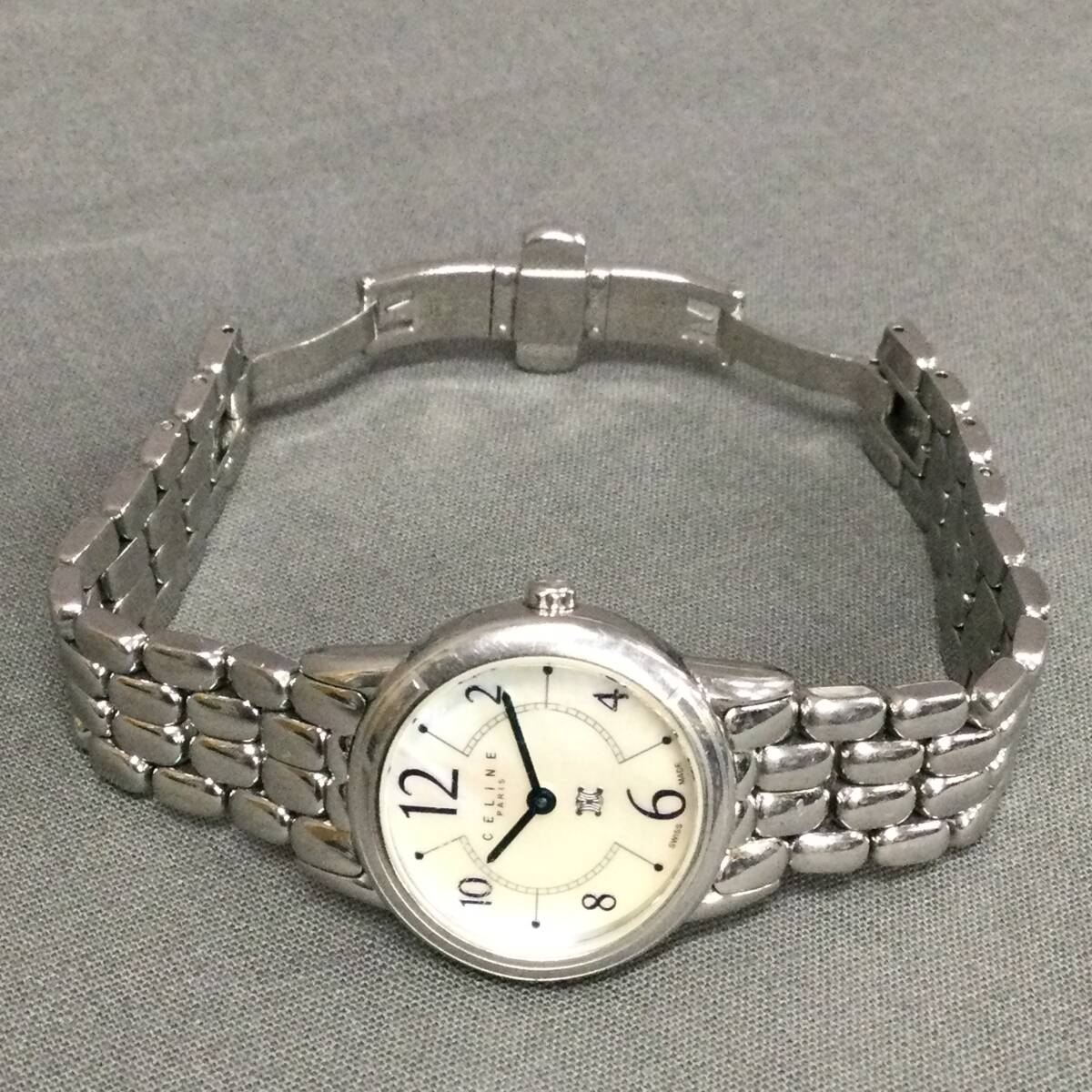 060412 262190 CELINE 30M/100FT セリーヌ レディース腕時計 ホワイト系文字盤 クォーツ ファッション小物 服飾小物 稼働品  の画像8