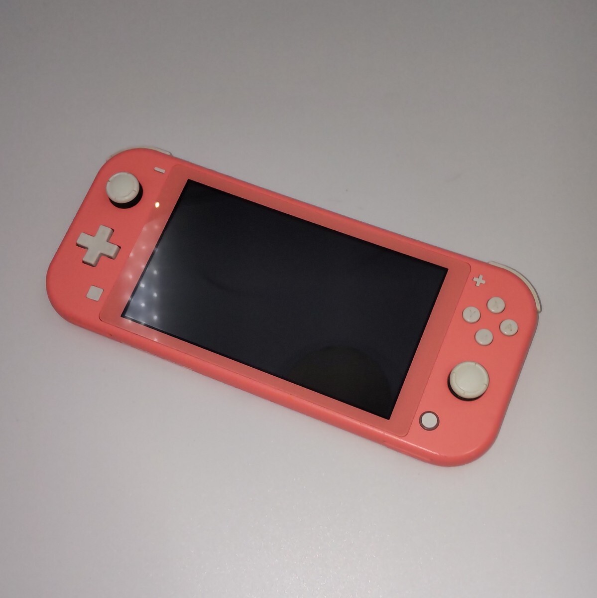 【1円〜】Nintendo Switch Lite/ニンテンドースイッチライトコーラル 中古品の画像1