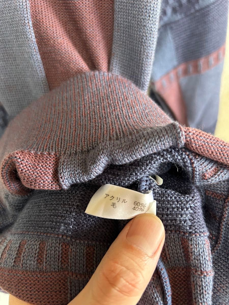 日本製　春先にあったセーター　オーバーサイズ　ビンテージ ニット Vネック 長袖