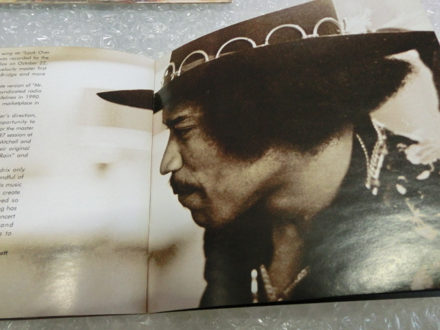 ★即決CD Jimi Hendrix ジミ・ヘンドリックス 未発表音源集 22ページブックレット付 デジパック仕様 ギタリスト 60s サイケデリック 人気盤_画像8