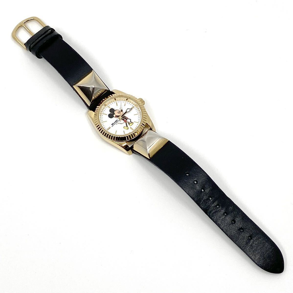 レア 箱付き Mickey Mouse Ray BEAMS OVERTHESTRiPES 腕時計 ラウンド クォーツ quartz スタッズ ゴールド 金 ミッキー ビームス Y680の画像7