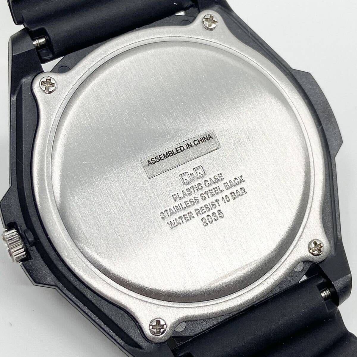 箱付き 美品 CITIZEN Q&Q 腕時計 回転ベゼル ラウンド 3針 クォーツ quartz ブラック 黒 シチズン Y727_画像9