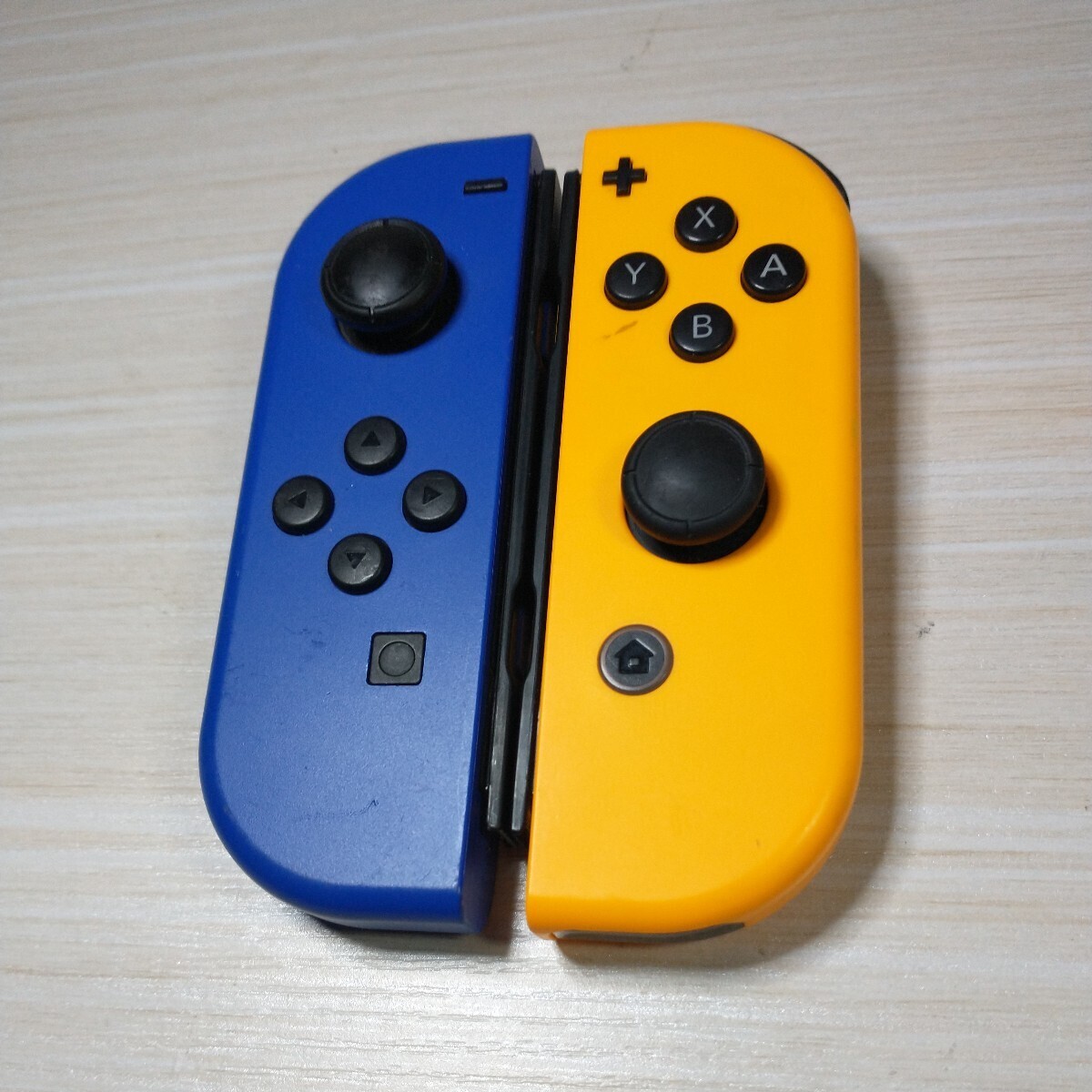 任天堂 Nintendo Switch ジョイコン Joy-Con 　中古品_画像1