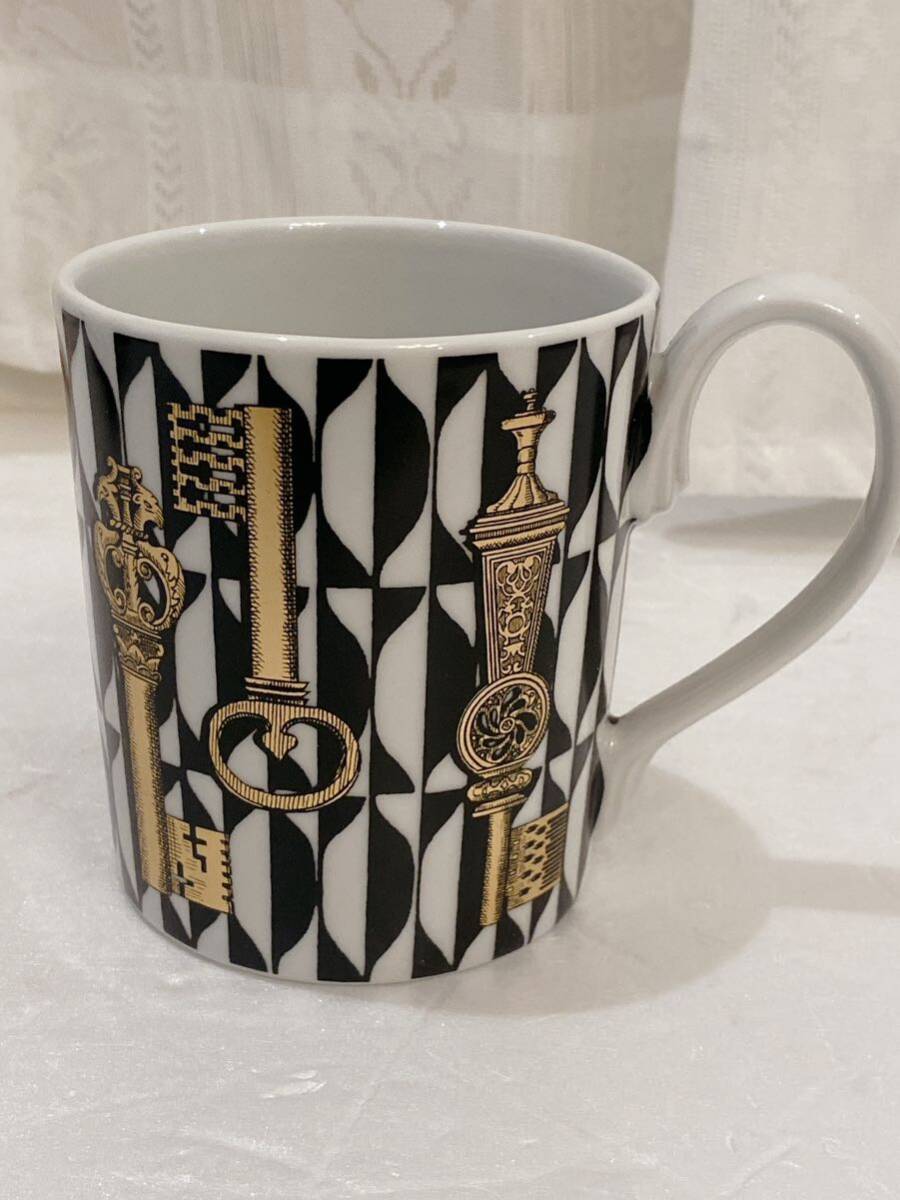 新品未使用品 FORNASETTI CHIAVI チアヴィ マグカップ 食器 コップ フォルナセッティの画像2