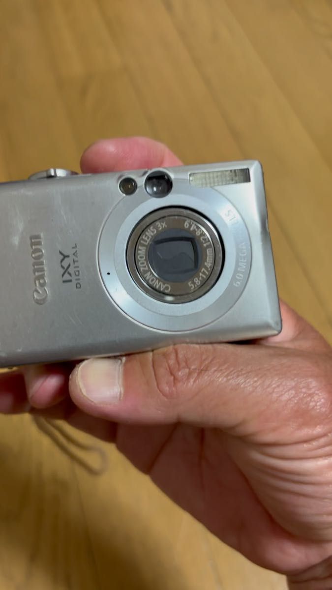 Canon IXY デジタルカメラ70
