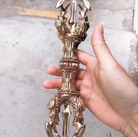 極上品「密教法具寺院用仏具」四大明王五鈷杵銅製磨き仕上げ22cm 極上品「密教法具寺院用仏具」四大明王五鈷杵銅製磨き仕上げ22cm