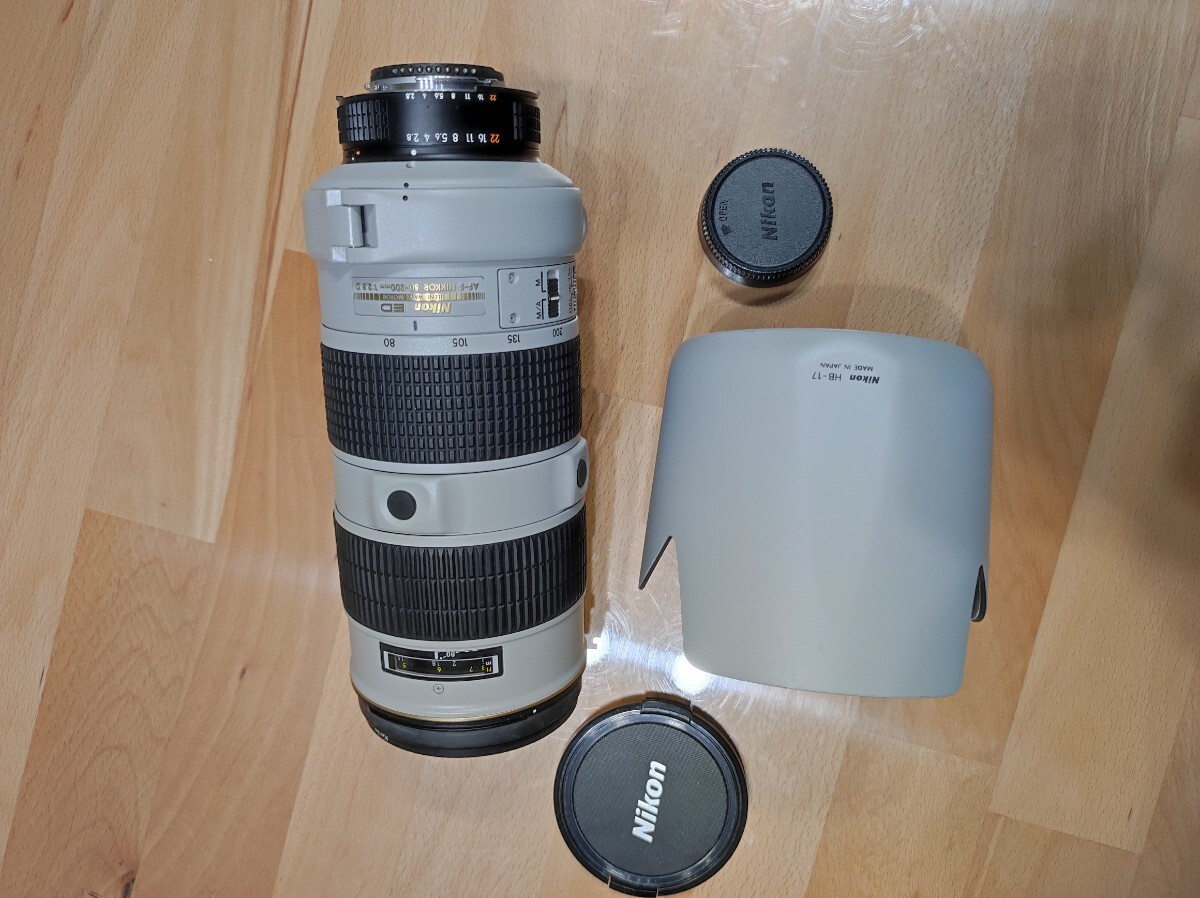 ニコン AF-S 80-200/2 8 ED IF D ライトグレー 白レンズ Nikon ニコン AF-S 80-200/2 8 ED IF D ライトグレー 白レンズ Nikon