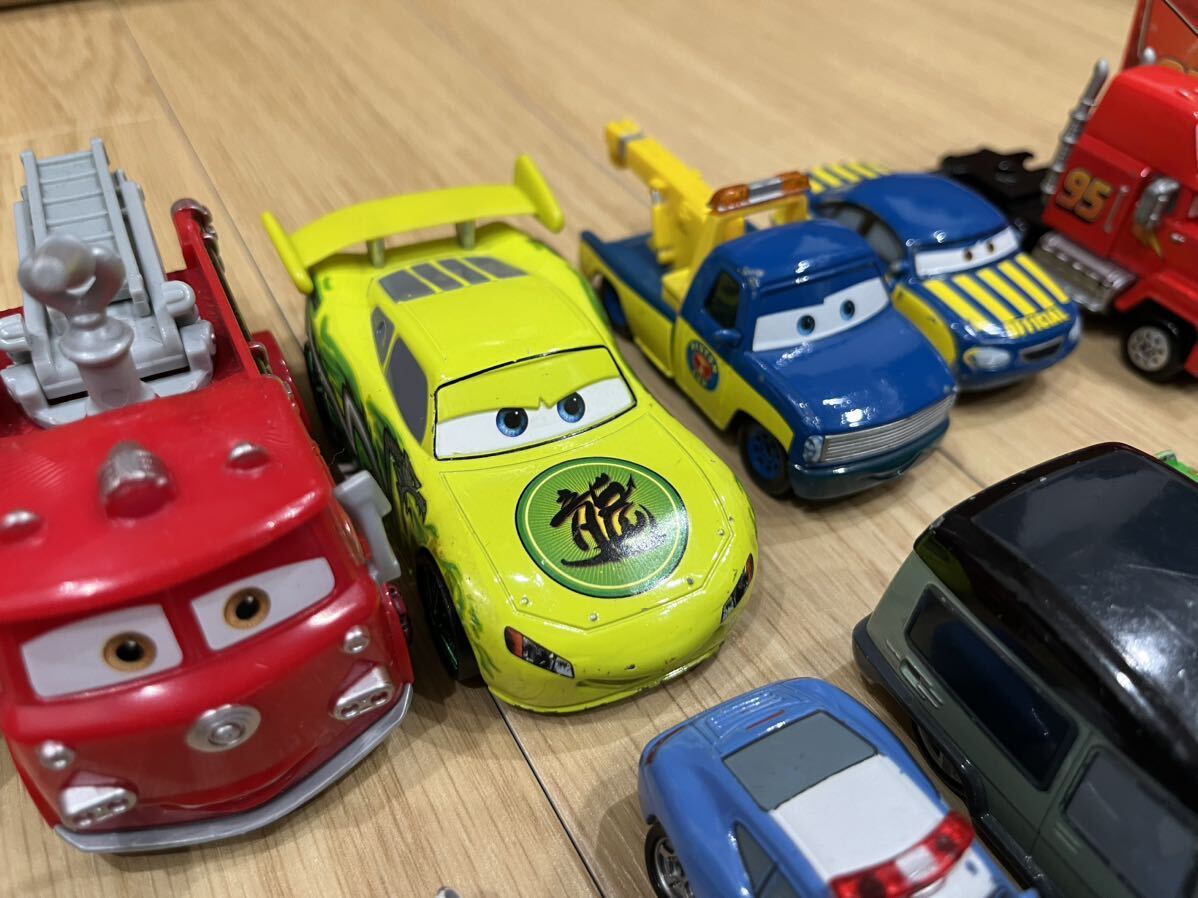 カーズ ミニカー ディズニー トミカカーズ メーター マックイーン Disney トミカ TOMICA マテル マテル社 シールあそび 絵本 54台の画像5