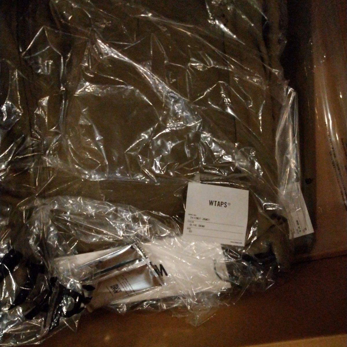 24SS WTAPS TRACK JACKET セットアップ 上下セットLサイズ 24SS WTAPS TRACK JACKET セットアップ 上下セットLサイズ