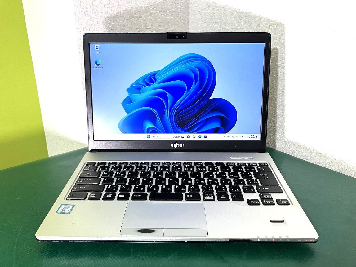 【埼玉発送】【動作確認済】FUJITSU / LIFEBOOK S S938/V / Intel(R)Core(TM i5-8350U CPU@1.70GHz 1.90GHz / 4GB/ SSD128GB/ Windows11Pro_画像1