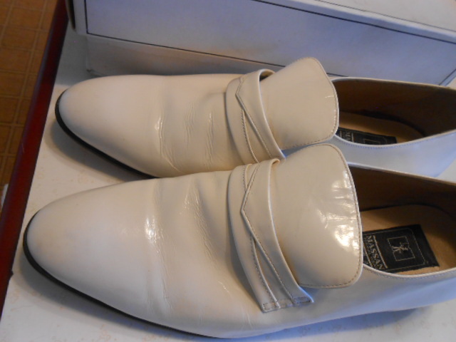 白エナメル　紳士靴　マッサンブライダル　２８cm　_画像3