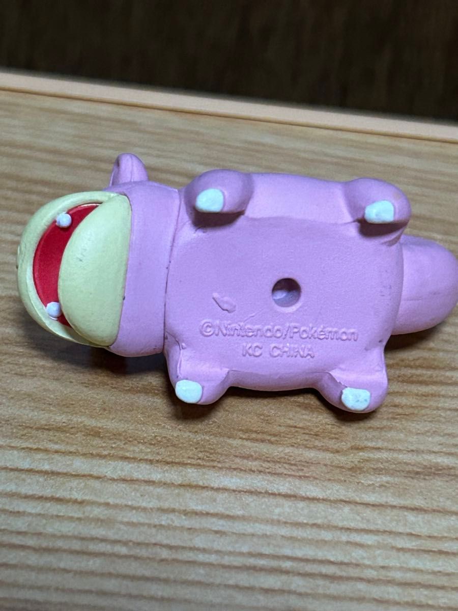 ポケモン　ヤドン　ケーブルカバー　フィギュア　ガチャ