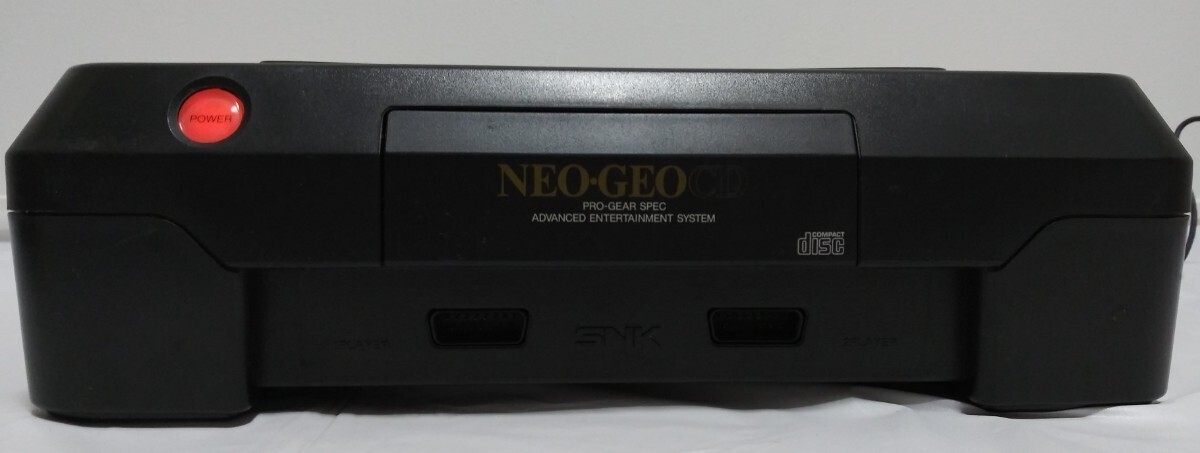 【箱付】ゲーム機 SNK NEOGEO ネオジオCD 本体 コントローラー 3個 通電のみ確認済み 動作未確認 ジャンク品の画像3