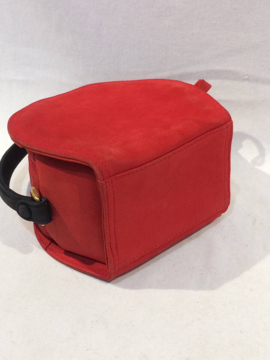●204●バッグ　ハンドバッグ　スウェード　犬　コンパクト　鞄