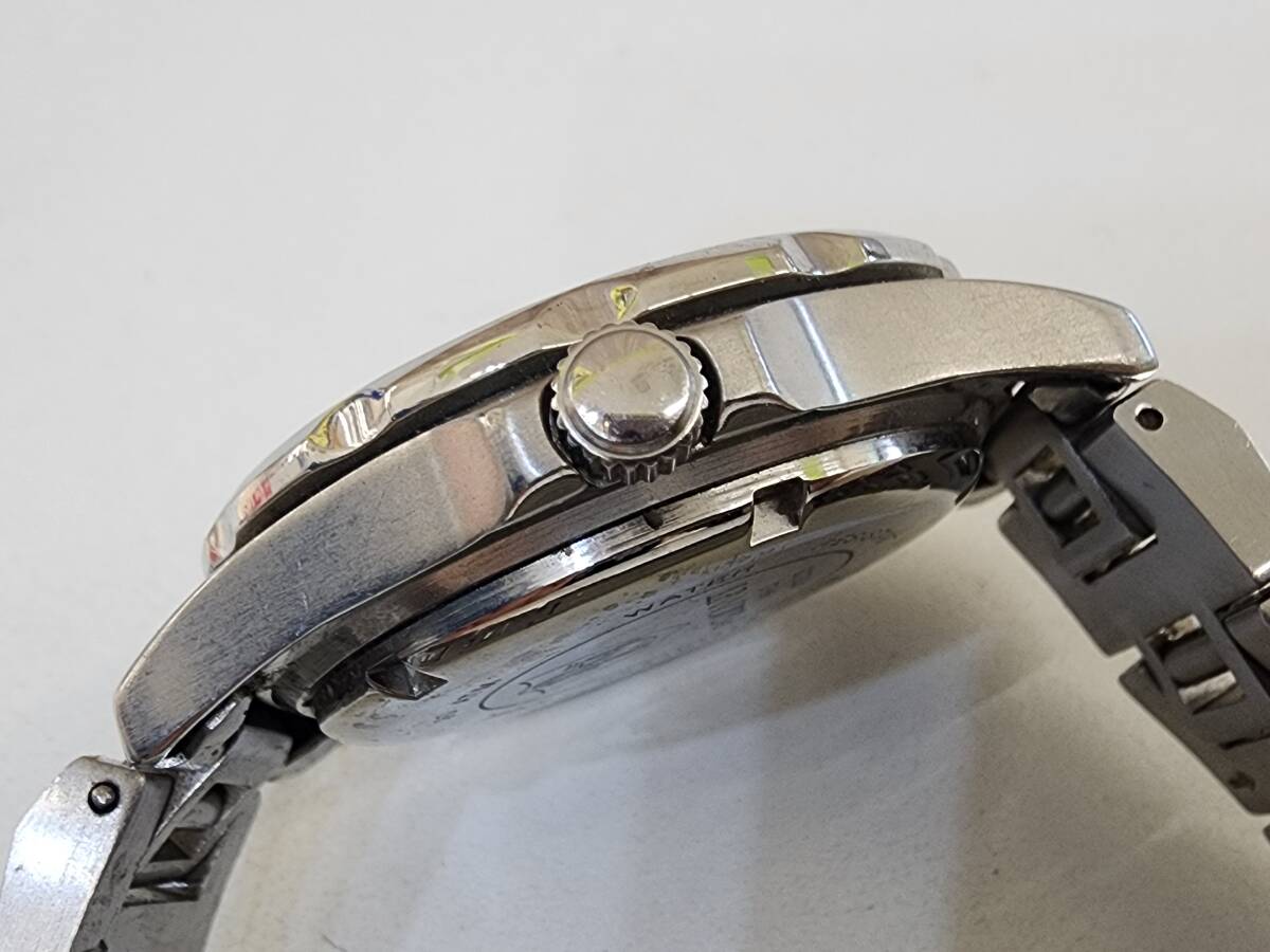  P.GUIONNET ピエールギオネ MT3000 メンズ 男性 腕時計 クォーツ デイト ネイビー文字盤 現状品の画像3