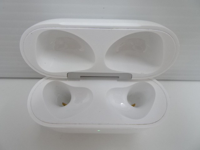 4M292MZ◎充電ケースのみ　Apple AirPods 第3世代 ケース A2566 イヤホン無し◎中古【送料無料】_画像5