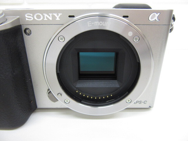4D492NZ◎SONY ソニー ミラーレス デジタル一眼カメラ アルファ α6000 ILCE-6000 海外モデル/レンズ SELP1650 動作品◎中古の画像3