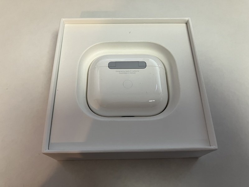 FK357 AirPods 第3世代 MME73J/A 箱あり_画像2