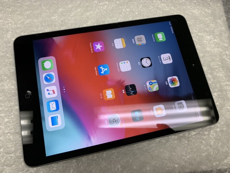 JJ499 iPad mini 第2世代 Wi-Fiモデル A1489 スペースグレイ 16GB ジャンク ロックOFF_画像1