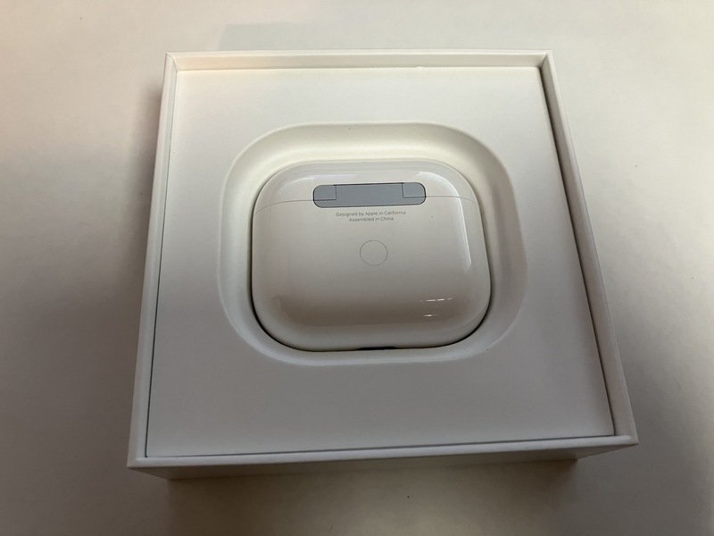 FK588 AirPods 第3世代 MME73J/A 箱あり ジャンクの画像2