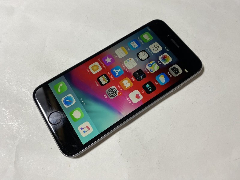 IG970 SoftBank iPhone6 64GB スペースグレイの画像1