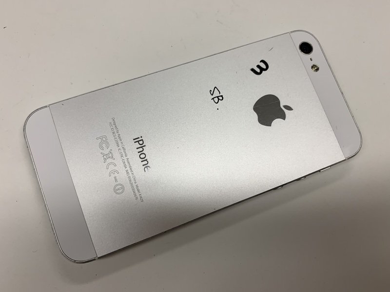 JL053 SoftBank iPhone5 ホワイト 32GB 判定○_画像2