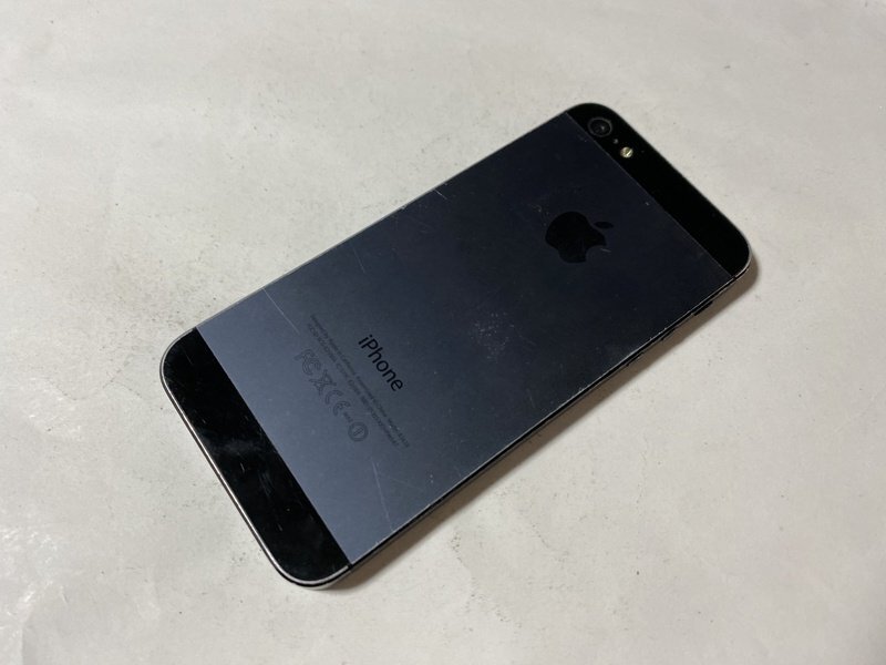 IH118 SoftBank iPhone5 32GB ブラック ジャンク ロックOFFの画像2