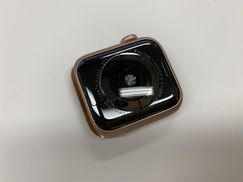 JH844 Apple Watch Series 5 40mm GPSモデル ゴールド アルミ A2092_画像2