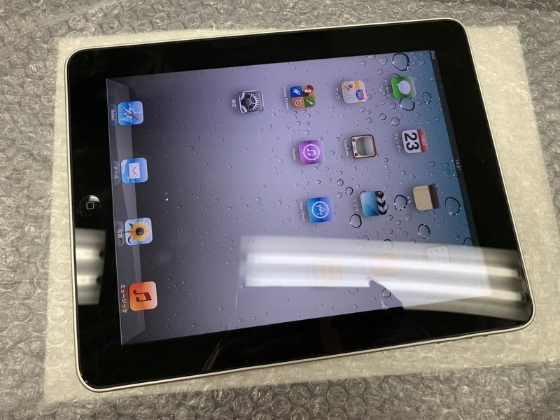 JL770 iPad 第1世代 Wi-Fiモデル A1219 16GB ジャンク ロックOFFの画像1