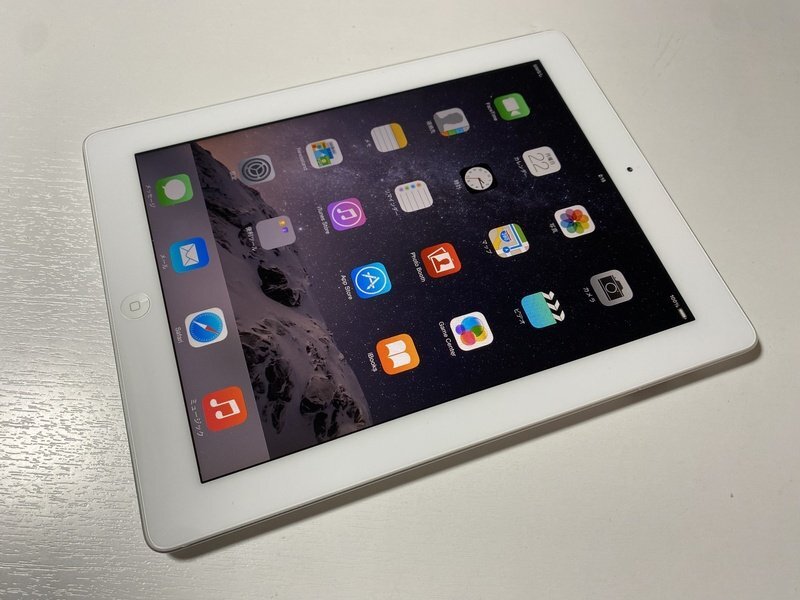 IH212 SoftBank iPad (2nd generation) 16GB Wi-Fi+Cellular ホワイト ジャンク ロックOFFの画像1