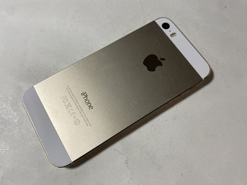 IH195 SoftBank iPhone5s 32GB ゴールド ジャンク ロックOFFの画像2