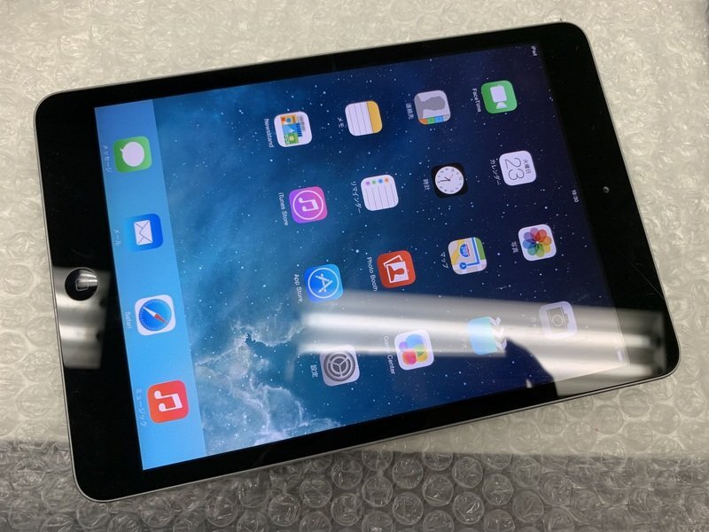 JL828 iPad mini 第1世代 Wi-Fiモデル A1432 ブラック 16GBの画像1