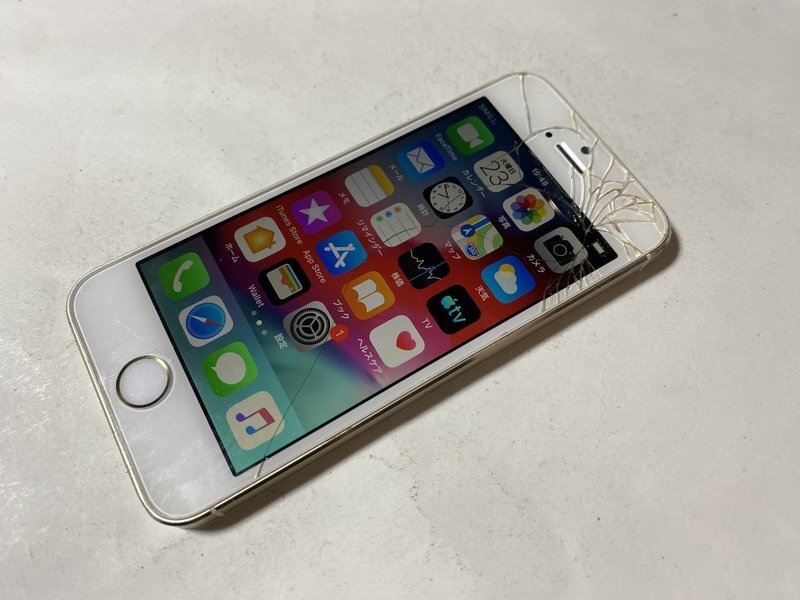 IH287 SoftBank iPhone5s 16GB ゴールド ジャンク ロックOFFの画像1