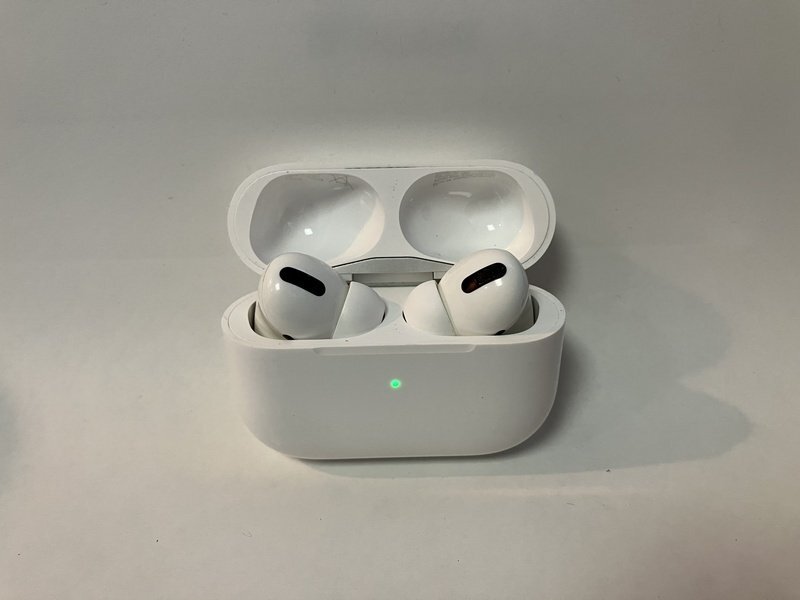FK788 AirPods Pro 第1世代 ジャンク_画像1