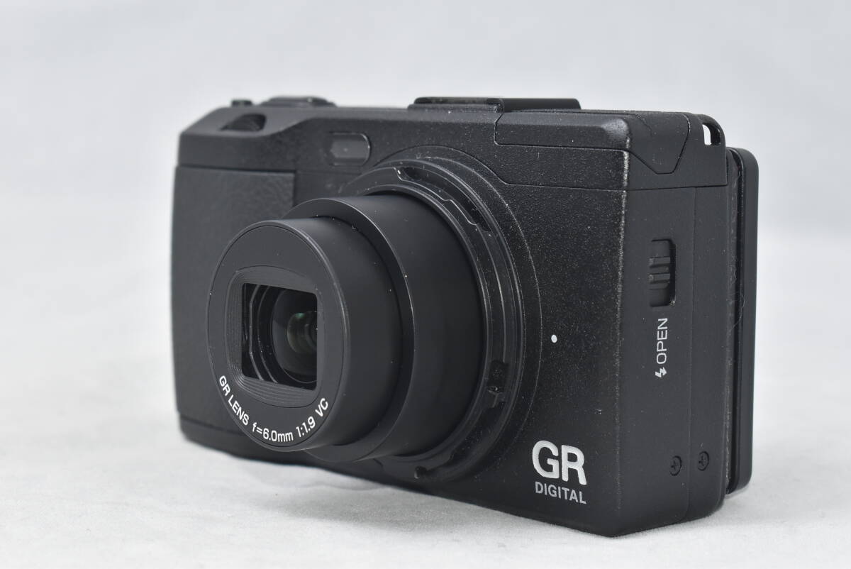 RICOH リコー GR DIGITAL Ⅳ コンパクトデジタルカメラ ショット数122回の画像2