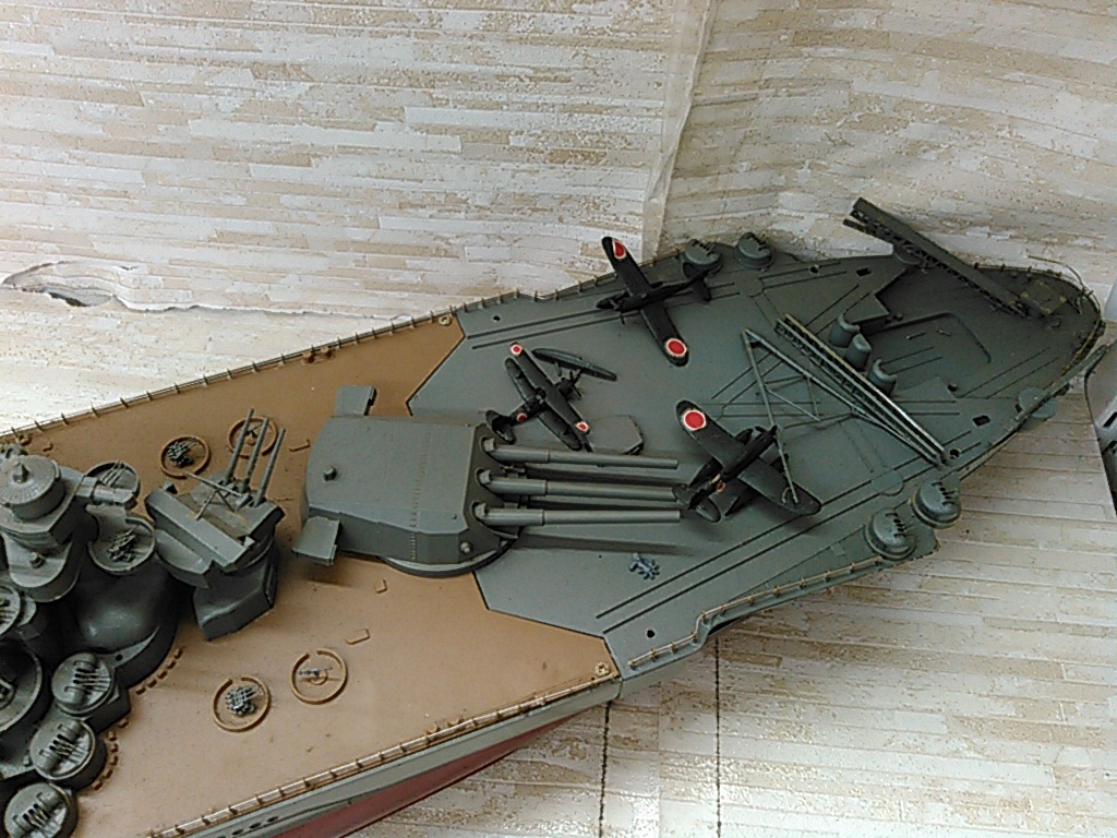 He700-102■【送料未定】ジャンク 戦艦 模型 詳細不明の画像4