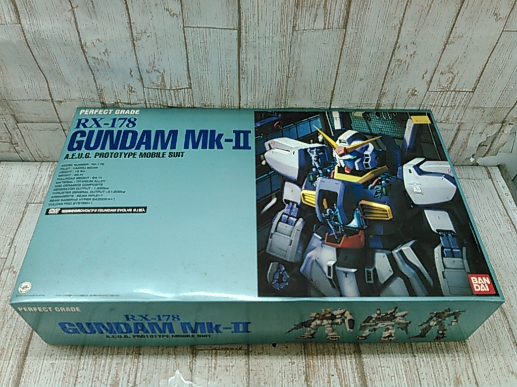 He882-100♪【120】未組立 PG 1/60 RX-178 ガンダムMk-II 初回限定特典DVDビデオ「GUNDAM EVOLVE II」封入 難ありの画像1