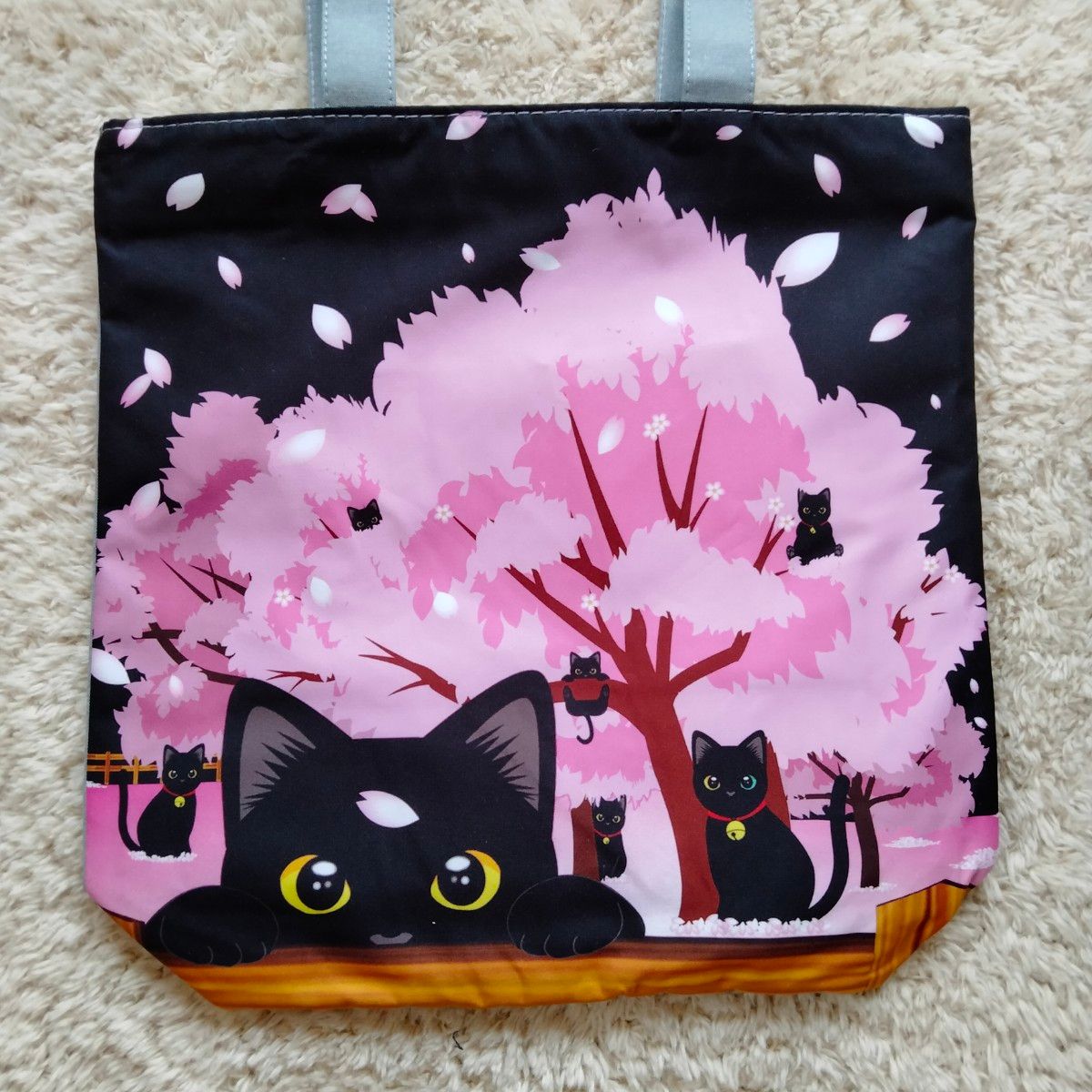 ◆黒猫と夜桜【トートバッグ 】サクラ　ピンク　ファスナー式　エコバッグ　24時間以内発送　匿名配送　ショッピング　猫　ねこ　ネコ