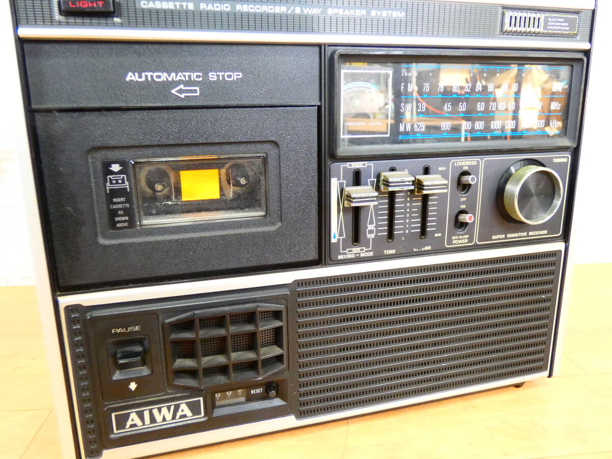 AIWA アイワ TPR-220 FM/SW/MW 3バンド アンティーク ラジオカセットレコーダー オーディオ機器 ※ジャンク@80(3)の画像3