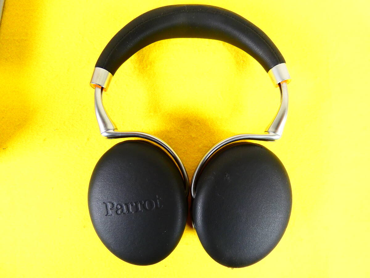 S) Parrot Zik2.0 ブラック Bluetooth ワイヤレスヘッドフォン 音響機器 オーディオ @80 (4)の画像6